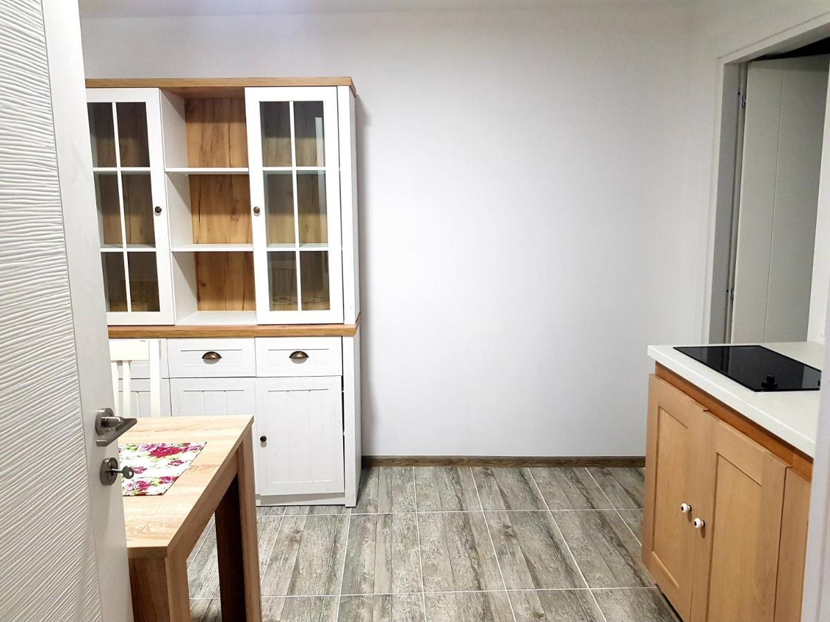 Twins Apartments Совата Экстерьер фото