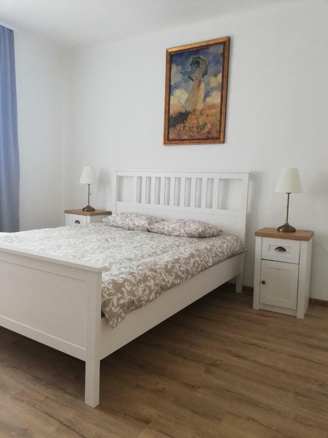 Twins Apartments Совата Экстерьер фото